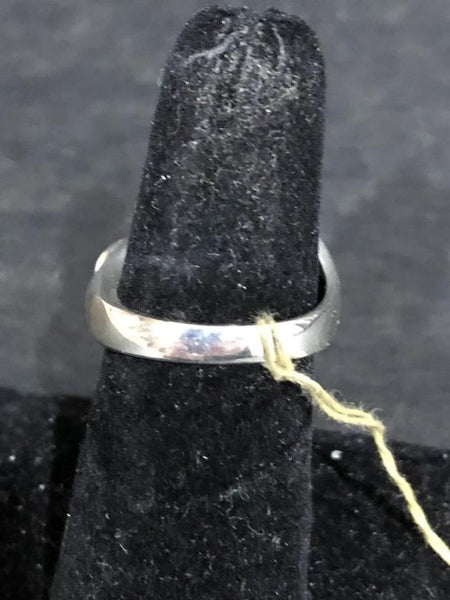 BEAUTIFUL .925 STERLING SILVER RING W/ LIGHT BLUE TOPAZ GEMSTONE (SIZE 7)