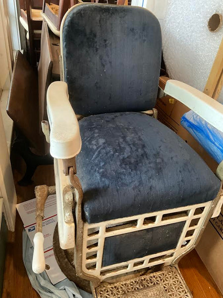 ANTIQUE THEO-A-KOCHS CAST IRON BARBER'S CHAIR (100+ YEARS OLD)