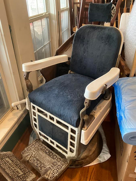 ANTIQUE THEO-A-KOCHS CAST IRON BARBER'S CHAIR (100+ YEARS OLD)