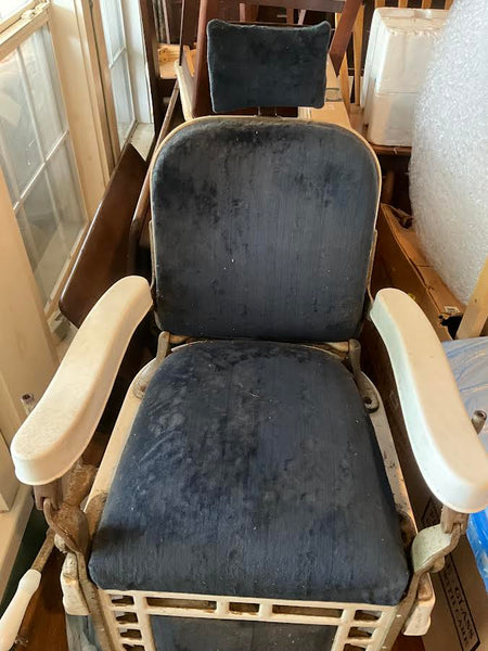 ANTIQUE THEO-A-KOCHS CAST IRON BARBER'S CHAIR (100+ YEARS OLD)