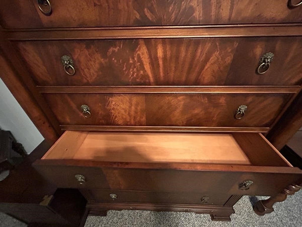 BEAUTIFUL EUROPEAN REVIVAL LARGE CHEST OF DRAWERS