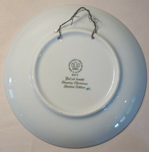 1974, Bing & Grondahl Christmas Plate Jul After Christmas in the Village