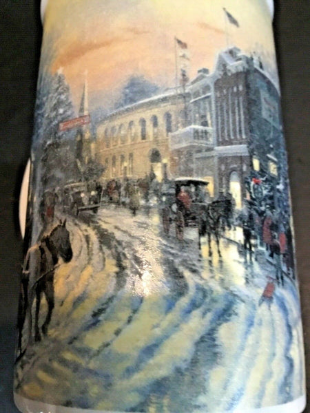 2007 Thomas Kinkade Christmas Celebration Street Scene Coffee Mug