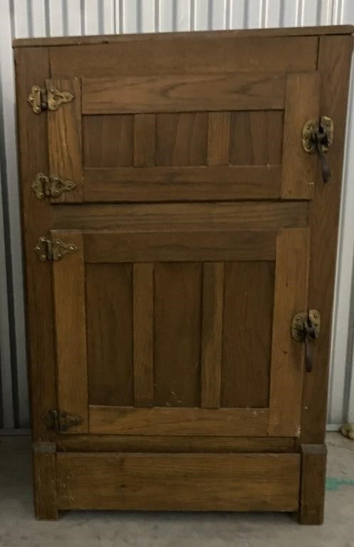 ANTIQUE WOODEN ICE BOX – The Oaks of Montgomery Antiques